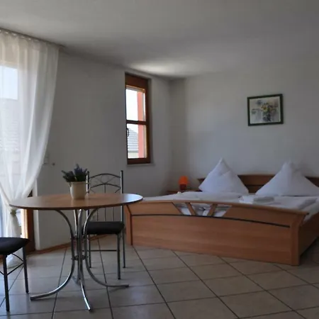 Weinperle Event & Boarding House Prázdninový dům